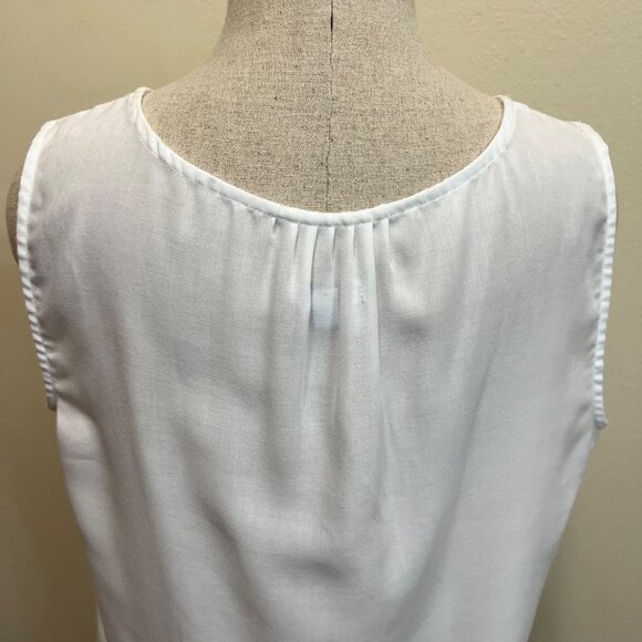 GAP White Crochet Sleeveless Keyhole Tunic Tank Top Size Large - Picture 6 of 9